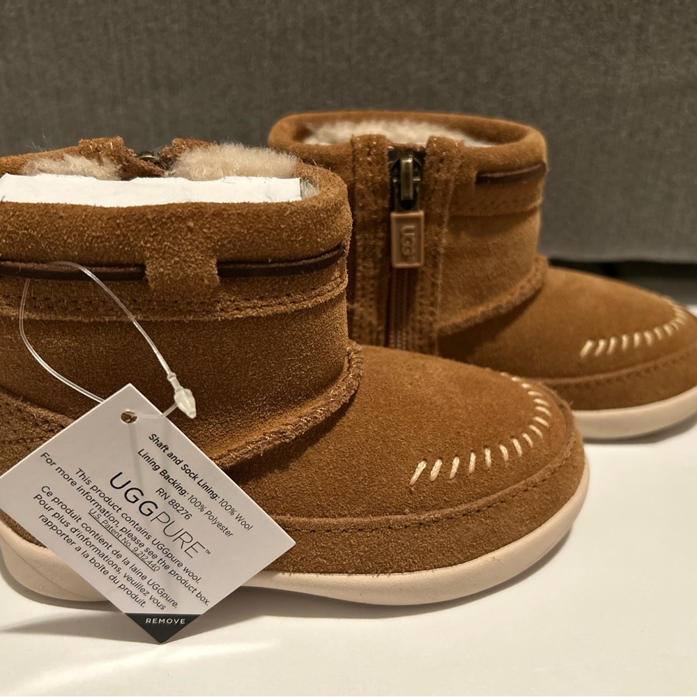 UGG Toddler Cali Moc (Sz 7) - Picture 5 of 6